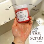 ⁦Lady foot strawberry scrub⁩ - الصورة ⁦2⁩